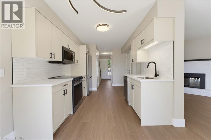 Photo 4 at 26 Graystone Court, Innerkip (Fair Grounds), Woodstock