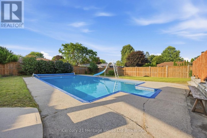 Photo 24 at 54 Glendale Drive, Tillsonburg