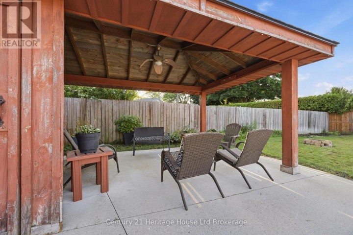Photo 25 at 54 Glendale Drive, Tillsonburg