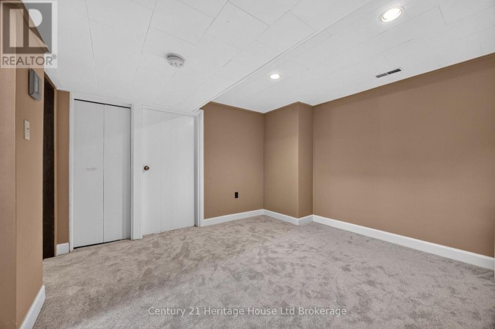 Photo 28 at 54 Glendale Drive, Tillsonburg