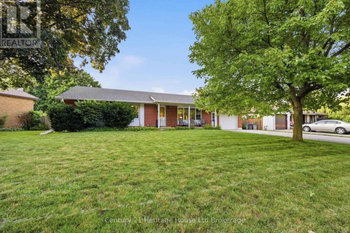 Photo 35 at 54 Glendale Drive, Tillsonburg