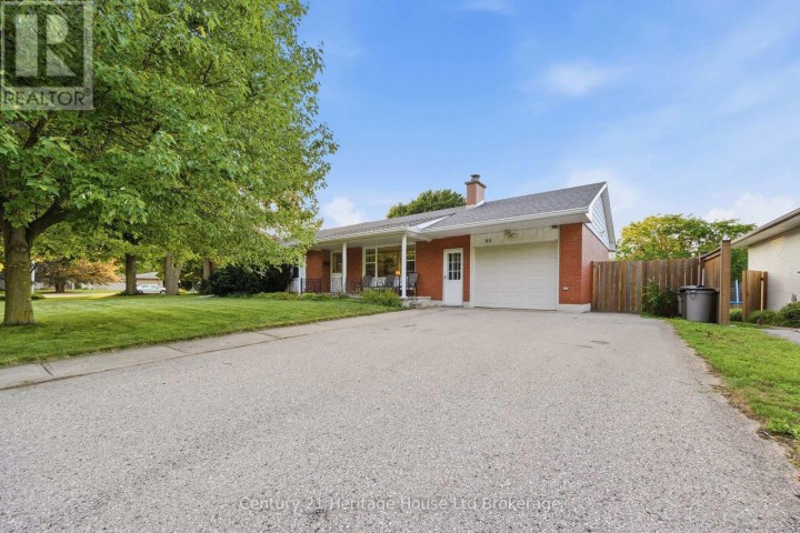 Photo 36 at 54 Glendale Drive, Tillsonburg