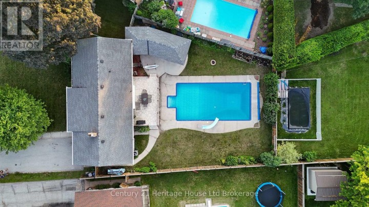 Photo 39 at 54 Glendale Drive, Tillsonburg