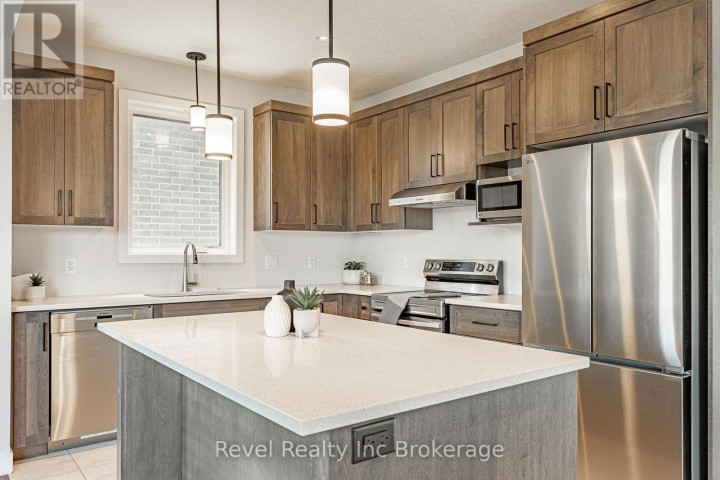 Photo 11 at 32 Sutherland Crescent, Ingersoll - South, Ingersoll