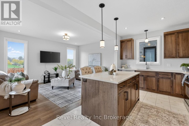 Photo 8 at 32 Sutherland Crescent, Ingersoll - South, Ingersoll