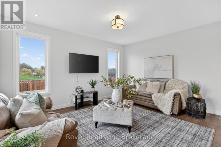 Photo 9 at 32 Sutherland Crescent, Ingersoll - South, Ingersoll