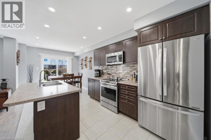 Photo 8 at 115 English Lane, Empire South, Brantford