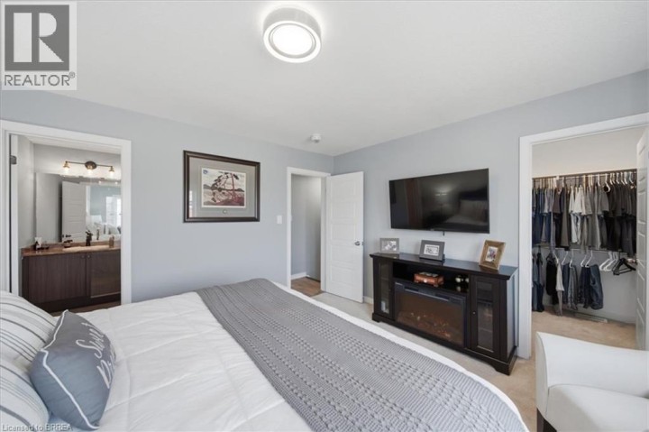 Photo 24 at 115 English Lane, Empire South, Brantford