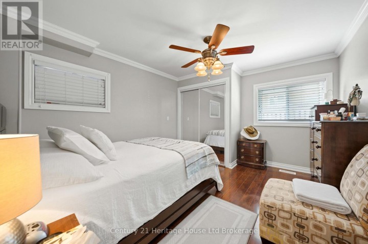 Photo 13 at 462 Rivercrest Drive, Woodstock - North, Woodstock