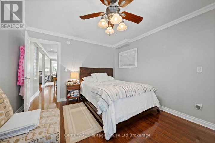 Photo 14 at 462 Rivercrest Drive, Woodstock - North, Woodstock