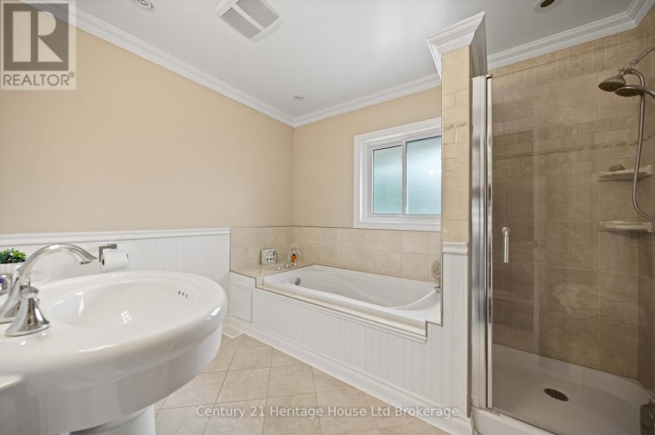 Photo 15 at 462 Rivercrest Drive, Woodstock - North, Woodstock