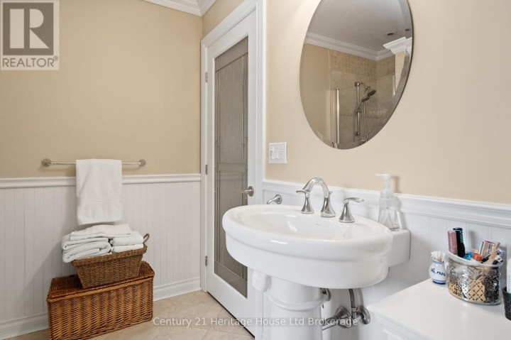 Photo 16 at 462 Rivercrest Drive, Woodstock - North, Woodstock