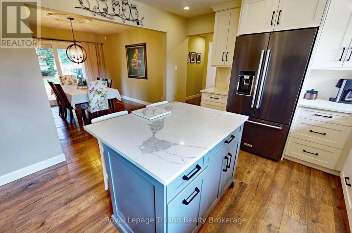 Photo 10 at 694 Gladstone Drive, Woodstock - North, Woodstock