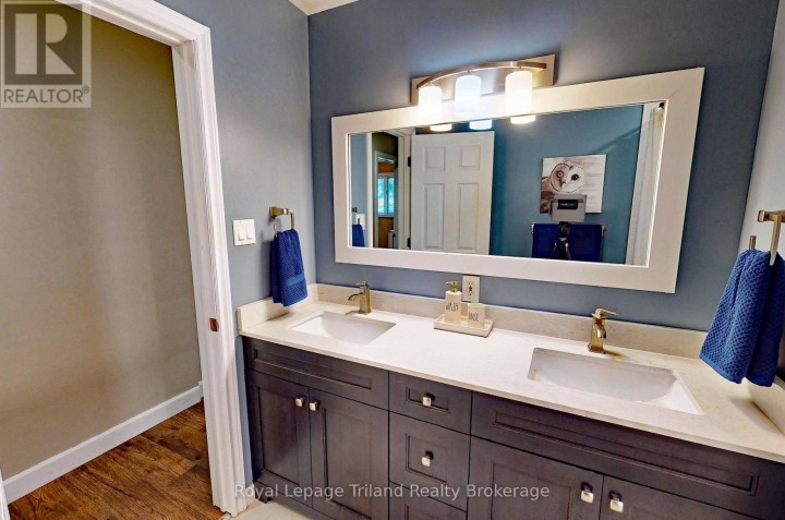 Photo 19 at 694 Gladstone Drive, Woodstock - North, Woodstock