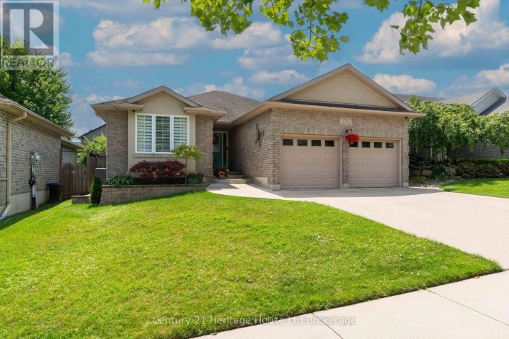 Photo 2 at 150 Forestway Trail, Woodstock - South, Woodstock