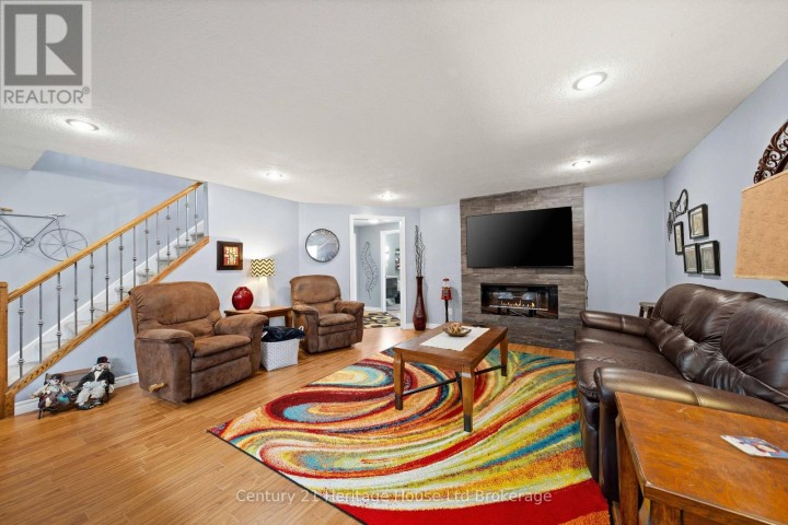 Photo 26 at 150 Forestway Trail, Woodstock - South, Woodstock
