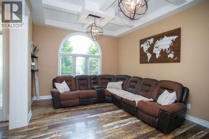 Photo 14 at 7 Cooper Court, Beckett, Brantford