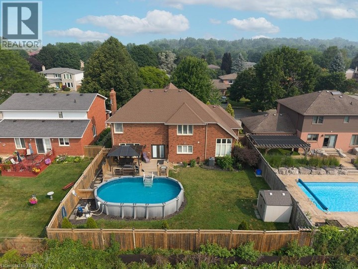 Photo 41 at 7 Cooper Court, Beckett, Brantford