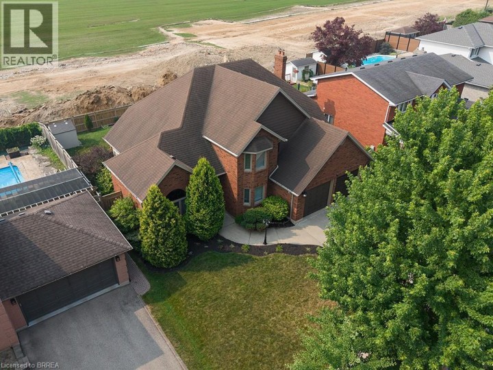 Photo 43 at 7 Cooper Court, Beckett, Brantford