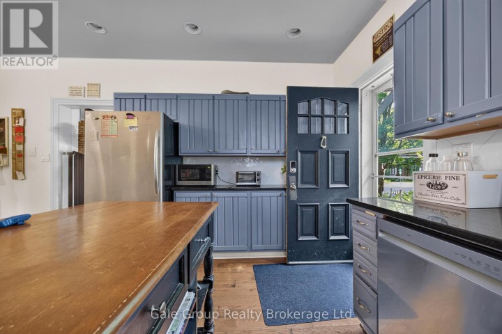 Photo 12 at 445 Vincent Street, Woodstock - North, Woodstock