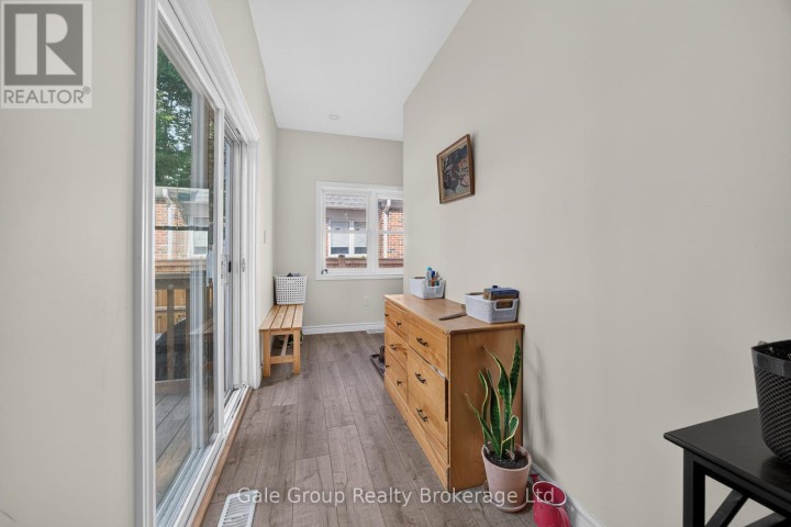 Photo 14 at 445 Vincent Street, Woodstock - North, Woodstock
