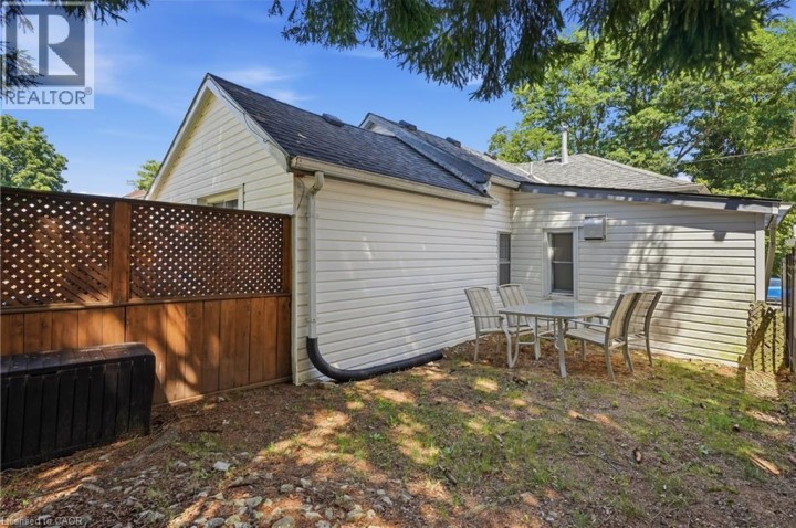 Photo 31 at 99 Victoria Street, Woodstock - North, Woodstock