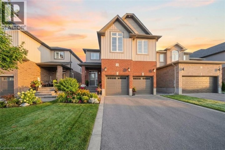 Photo 1 at 32 Arlington Parkway, Innerkip (Victoria Park), Woodstock