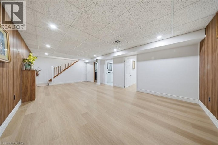 Photo 22 at 106 Memorial Drive, Fairview / Greenbrier, Brantford
