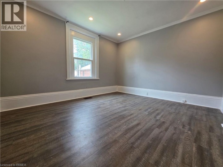 Photo 10 at 109 Sydenham Street, Terrace Hill, Brantford