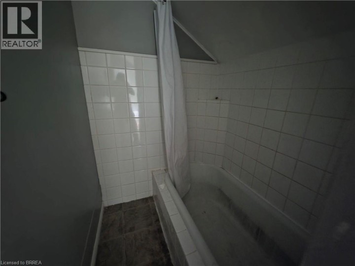 Photo 29 at 109 Sydenham Street, Terrace Hill, Brantford