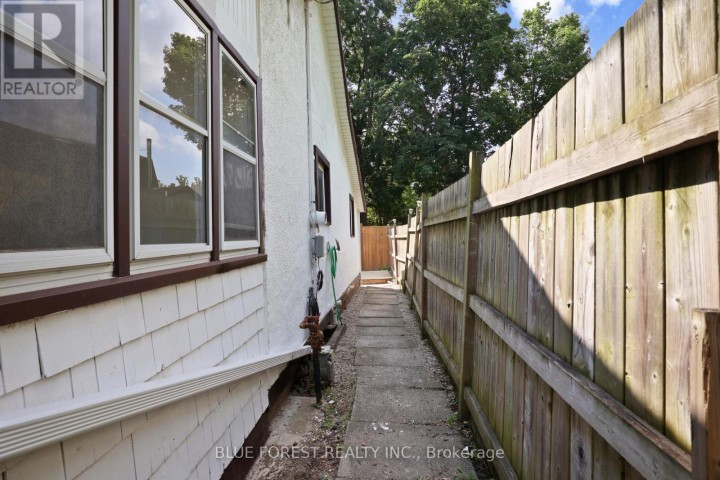 Photo 31 at 508 Hatch Street, Woodstock - South, Woodstock