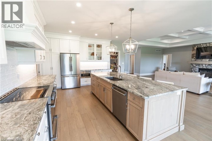 Photo 10 at 21 Hudson Drive, Oakhill Dr, Brantford