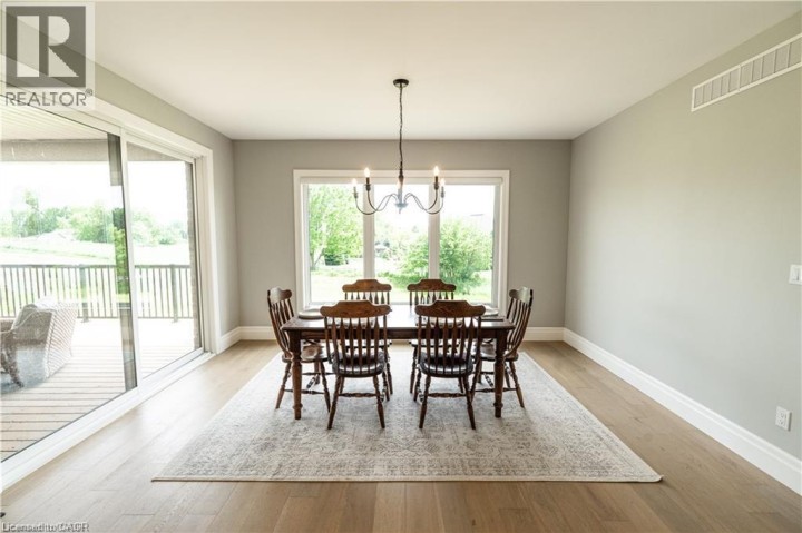 Photo 15 at 21 Hudson Drive, Oakhill Dr, Brantford