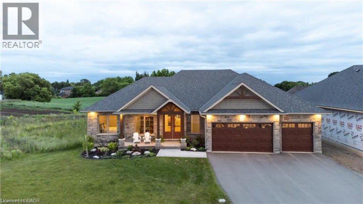Photo 41 at 21 Hudson Drive, Oakhill Dr, Brantford