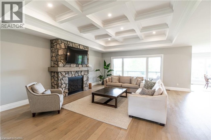 Photo 5 at 21 Hudson Drive, Oakhill Dr, Brantford