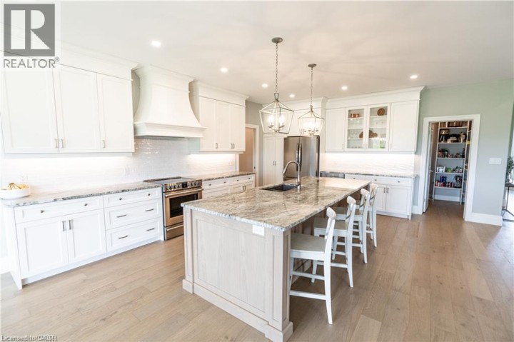 Photo 9 at 21 Hudson Drive, Oakhill Dr, Brantford