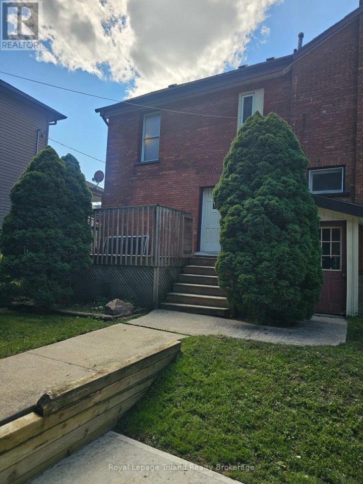 Photo 6 at 86 N Victoria Street, Woodstock - North, Woodstock