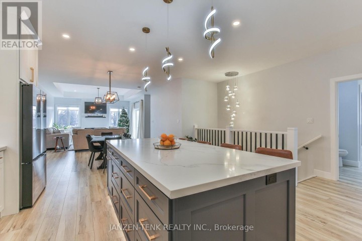 Photo 14 at 8 Charles Court, Port Burwell, Bayham