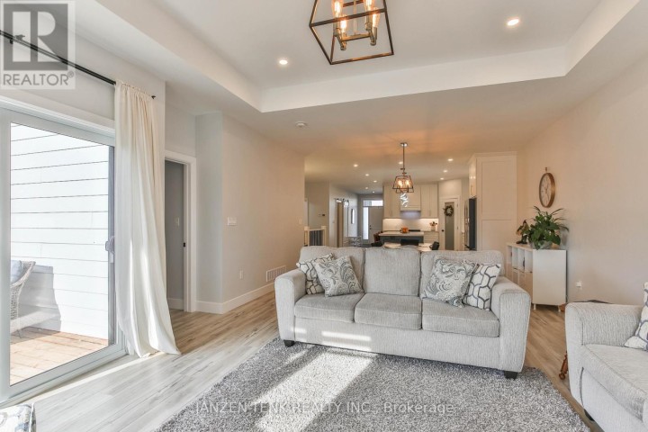 Photo 24 at 8 Charles Court, Port Burwell, Bayham