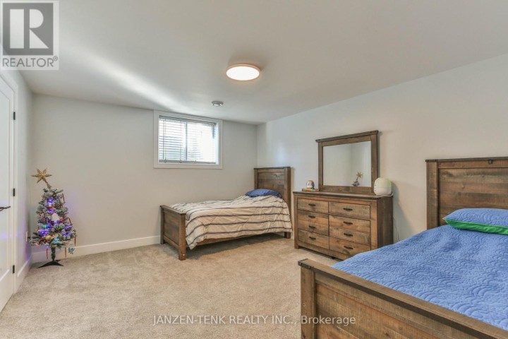 Photo 41 at 8 Charles Court, Port Burwell, Bayham