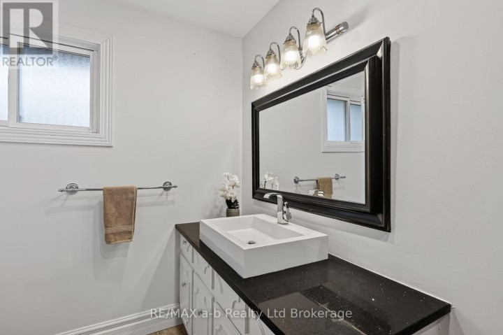 Photo 30 at 11 Princess Park Road, Ingersoll - South, Ingersoll