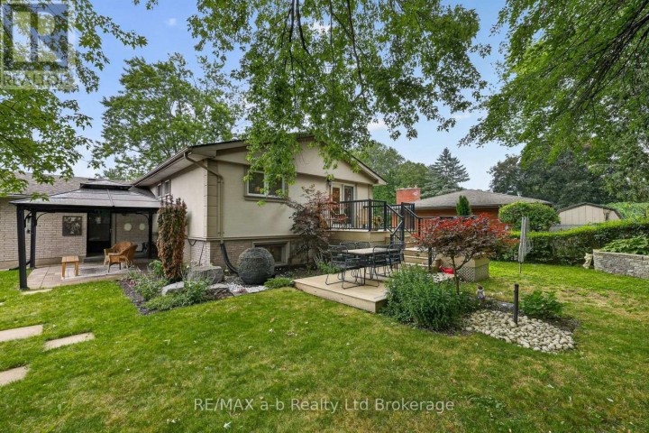 Photo 8 at 11 Princess Park Road, Ingersoll - South, Ingersoll