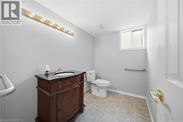 Photo 18 at 7 Sigurd Jensen Court, Cedarland, Brantford