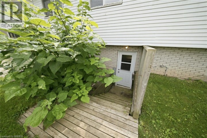 Photo 21 at 7 Sigurd Jensen Court, Cedarland, Brantford