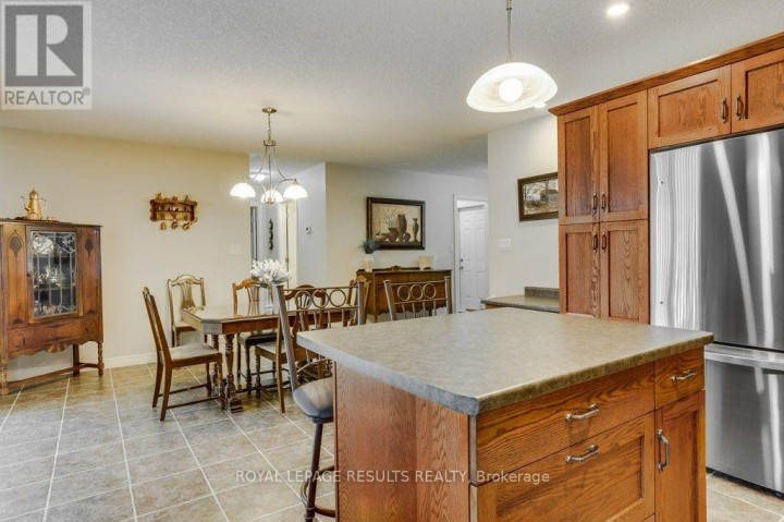 Photo 13 at 126 Glendale Drive, Tillsonburg