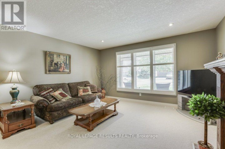 Photo 15 at 126 Glendale Drive, Tillsonburg