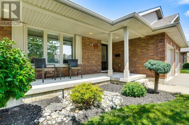 Photo 3 at 126 Glendale Drive, Tillsonburg