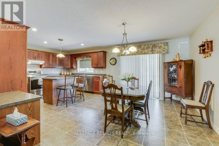 Photo 6 at 126 Glendale Drive, Tillsonburg