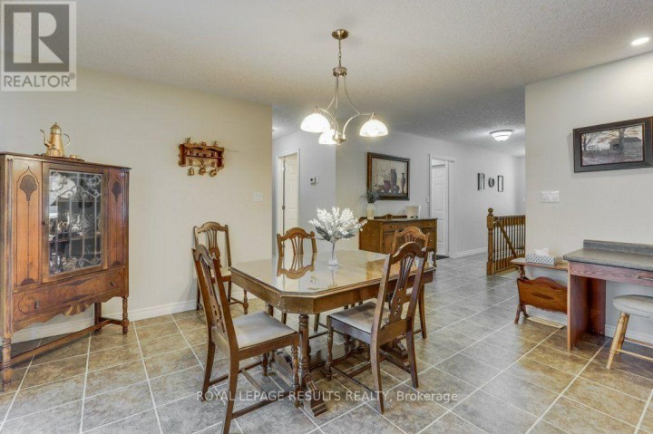Photo 9 at 126 Glendale Drive, Tillsonburg