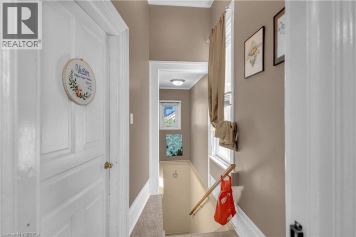 Photo 20 at 17 Scarfe Avenue, Holmedale, Brantford